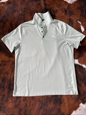Nike Men’s Sage Green Short-Sleeve Performance Polo